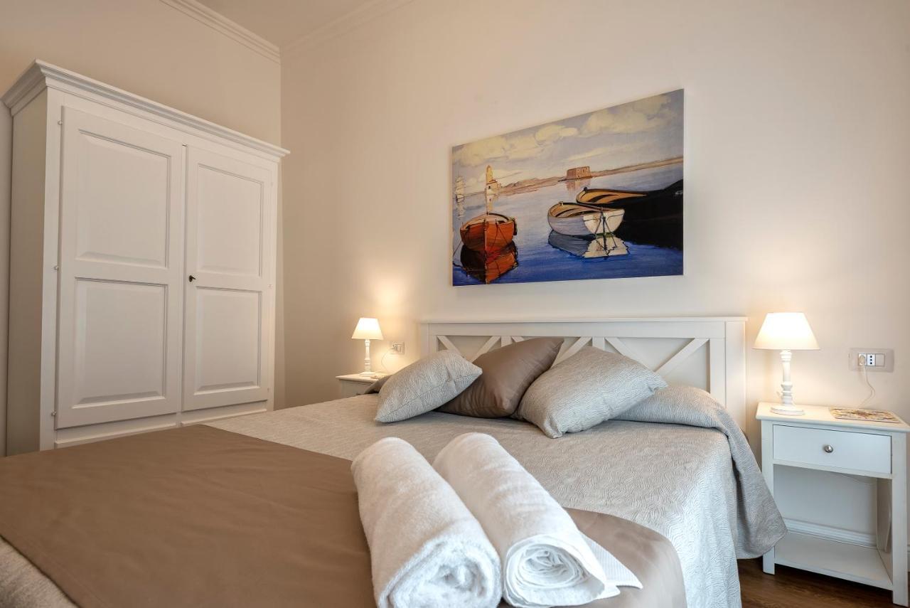 Cielo E Mare: Charming Seaside Retreat in Old Village Heart Castelsardo Exterior photo